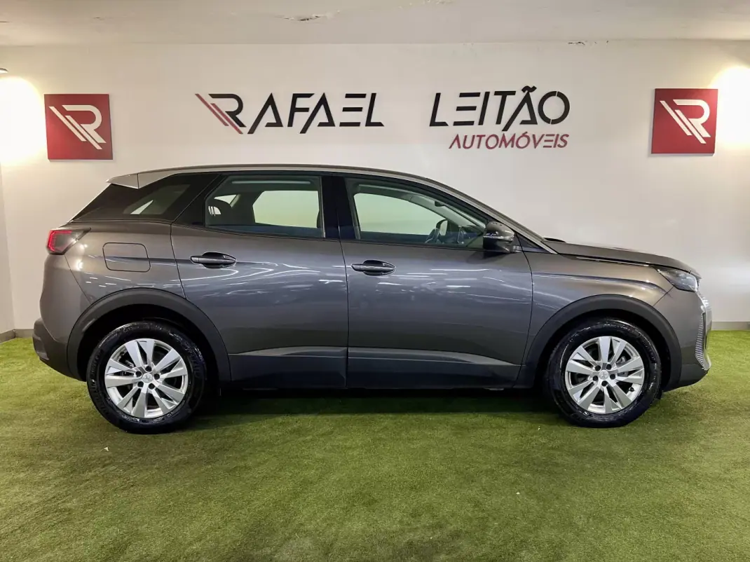 Peugeot 3008 2022 - 17500 EUR, 128000 km - 128000km - foto 6 de 38