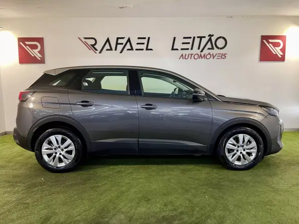 Peugeot 3008 2022 - 17500 EUR, 128000 km - 128000km - foto 6 de 38