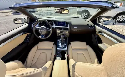 Audi A5 Cabrio 2015 - 23900 EUR, 128555 km - AUTO.MOTO.pt - 128555km - foto 23 de 61