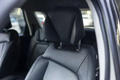 Citroën C4 Picasso 2018 - 13900 EUR, 145077 km - AUTO.MOTO.pt - 145077km - foto 25 de 36