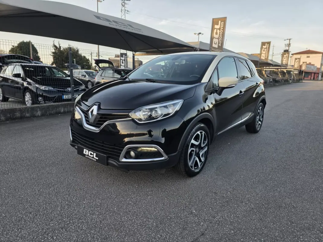 Renault Captur 2016 - 11990 EUR, 118000 km - AUTO.MOTO.pt - 118000km - foto 3 de 32
