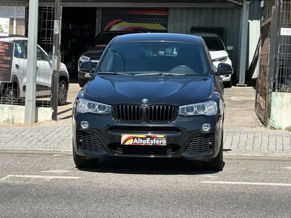 BMW X4 2018 - 32900 EUR, 151467 km - AUTO.MOTO.pt - 151467km - foto 12 de 38