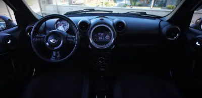 MINI Countryman 2011 - 12450 EUR, 201000 km - 201000km - foto 21 de 39