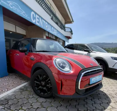 MINI 5 Portas 2023 - 26950 EUR, 56000 km - AUTO.MOTO.pt - 56000km - foto 2 de 27