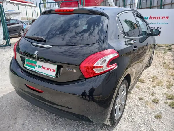 Peugeot 208 2013 - 7450 EUR, 80448 km - AUTO.MOTO.pt - 80448km - foto 9 de 25