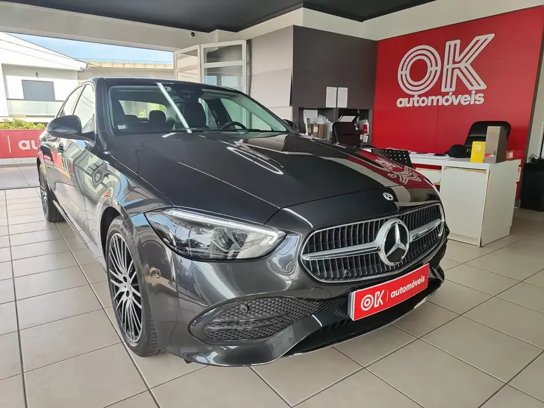 Mercedes-Benz C 220 2022 - 38600 EUR, 48000 km - AUTO.MOTO.pt - 48000km - foto 1 de 41