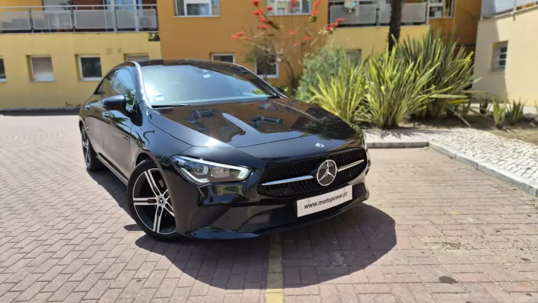 Mercedes-Benz CLA 180 2020 - 24890 EUR, 105000 km - AUTO.MOTO.pt - 105000km - foto 11 de 12
