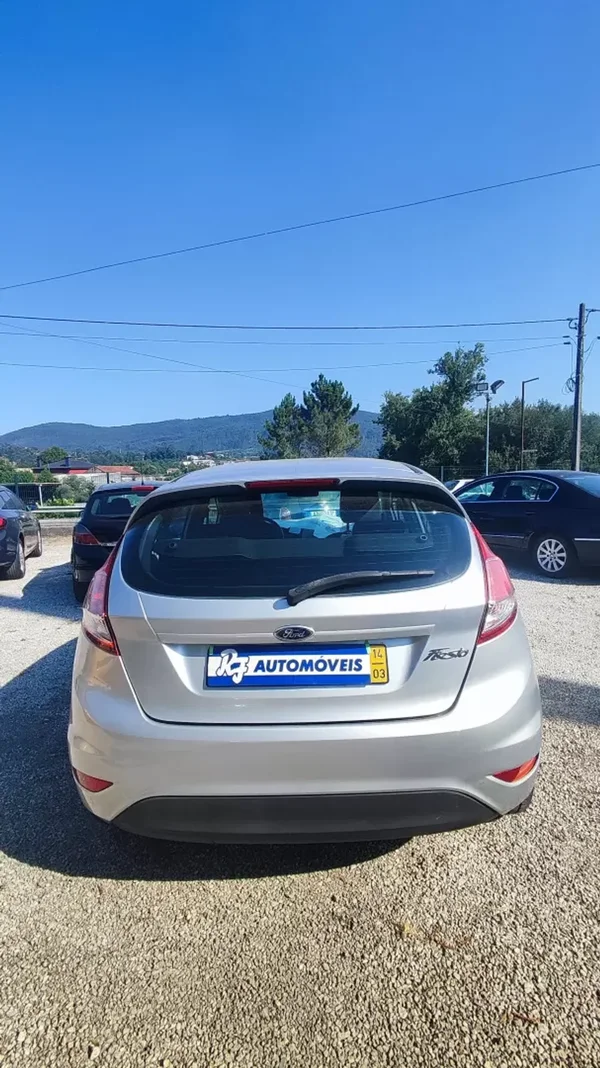 Ford Fiesta 2014 - 9798 EUR, 176798 km - AUTO.MOTO.pt - 176798km - foto 23 de 23