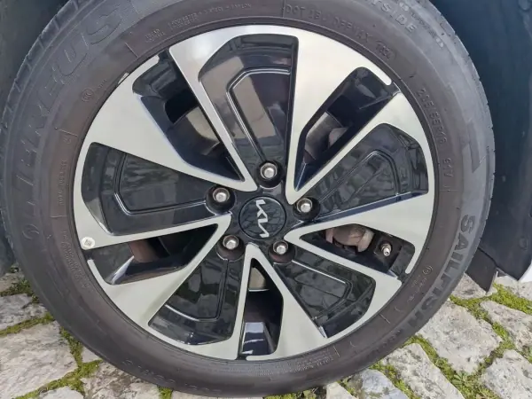 Kia Ceed SW 2023 - 23500 EUR, 82000 km - AUTO.MOTO.pt - 82000km - foto 42 de 42