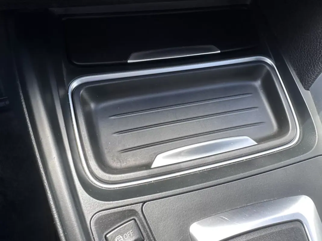 BMW 418 Gran Coupé 2014 - 17500 EUR, 220000 km - AUTO.MOTO.pt - 220000km - foto 53 de 63