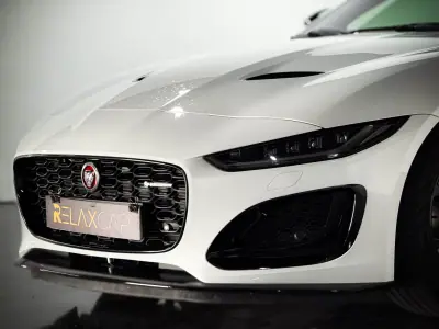 Jaguar F-Type 2020 - 52500 EUR, 77800 km - AUTO.MOTO.pt - 77800km - foto 8 de 27