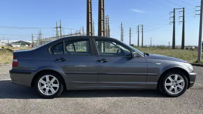 BMW 318 2002 - 4500 EUR, 254000 km - AUTO.MOTO.pt - 254000km - foto 5 de 18