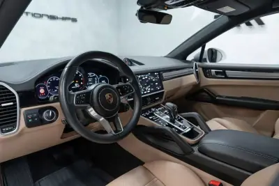 Porsche Cayenne Coupé 2022 - 84950 EUR, 71000 km - AUTO.MOTO.pt - 71000km - foto 19 de 60