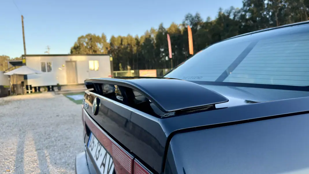 Alfa Romeo 155 1992 - 9999 EUR, 159000 km - AUTO.MOTO.pt - 159000km - foto 9 de 17