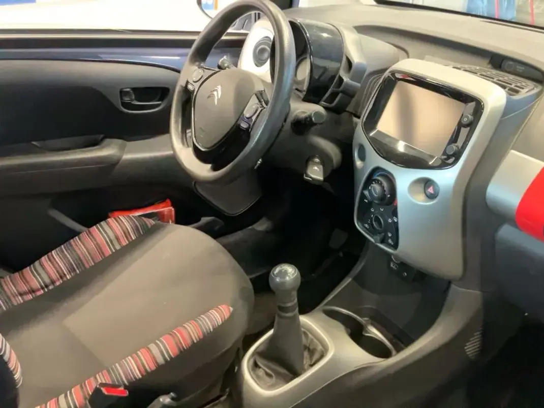 Citroën C1 2017 - 8990 EUR, 73757 km - AUTO.MOTO.pt - 73757km - foto 5 de 9