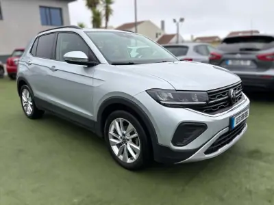 Volkswagen T-Cross 2025 - 24490 EUR, 22848 km - AUTO.MOTO.pt - 22848km - foto 2 de 14