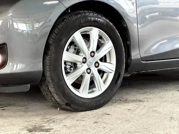 Toyota Yaris 2012 - 8250 EUR, 210746 km - AUTO.MOTO.pt - 210746km - foto 2 de 22