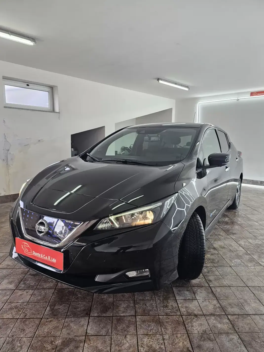 Nissan Leaf 2019 - 19500 EUR, 25097 km - AUTO.MOTO.pt - 25097km - foto 6 de 41