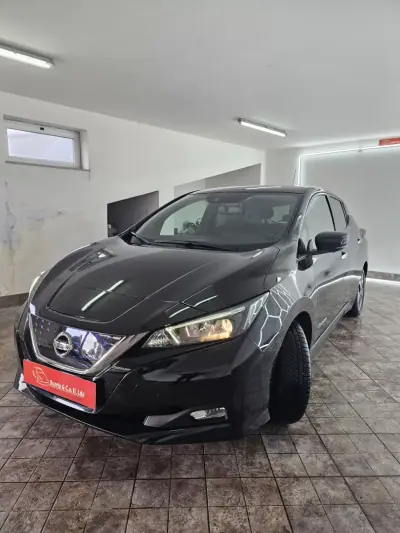 Nissan Leaf 2019 - 19500 EUR, 25097 km - AUTO.MOTO.pt - 25097km - foto 6 de 41