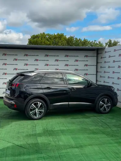 Peugeot 3008 2017 - 18500 EUR, 83995 km - AUTO.MOTO.pt - 83995km - foto 9 de 28