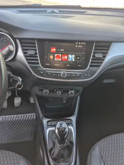Opel Crossland X 2019 - 10450 EUR, 147430 km - AUTO.MOTO.pt - 147430km - foto 13 de 19