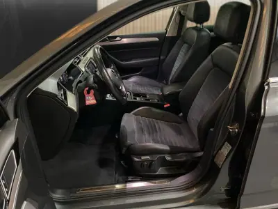 Volkswagen Passat Variant 2015 - 18950 EUR, 306000 km - AUTO.MOTO.pt - 306000km - foto 7 de 20