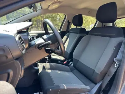 Citroën C3 2019 - 8350 EUR, 119000 km - AUTO.MOTO.pt - 119000km - foto 6 de 11