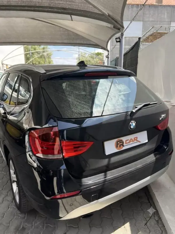 BMW X1 2010 - 9900 EUR, 401089 km - AUTO.MOTO.pt - 401089km - foto 6 de 8