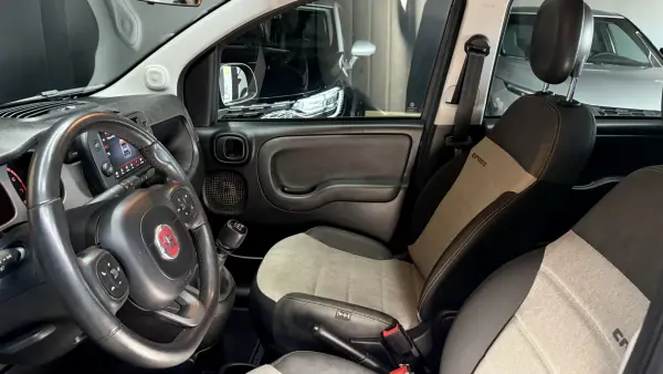 Fiat Panda 2022 - 10570 EUR, 75000 km - AUTO.MOTO.pt - 75000km - foto 24 de 39