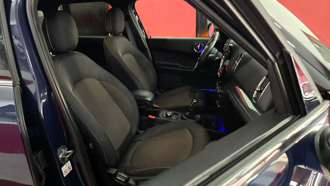 MINI Countryman 2019 - 18990 EUR, 154427 km - 154427km - foto 62 de 68