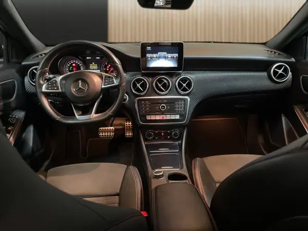 Mercedes-Benz A 180 2016 - 16950 EUR, 176659 km - AUTO.MOTO.pt - 176659km - foto 7 de 20