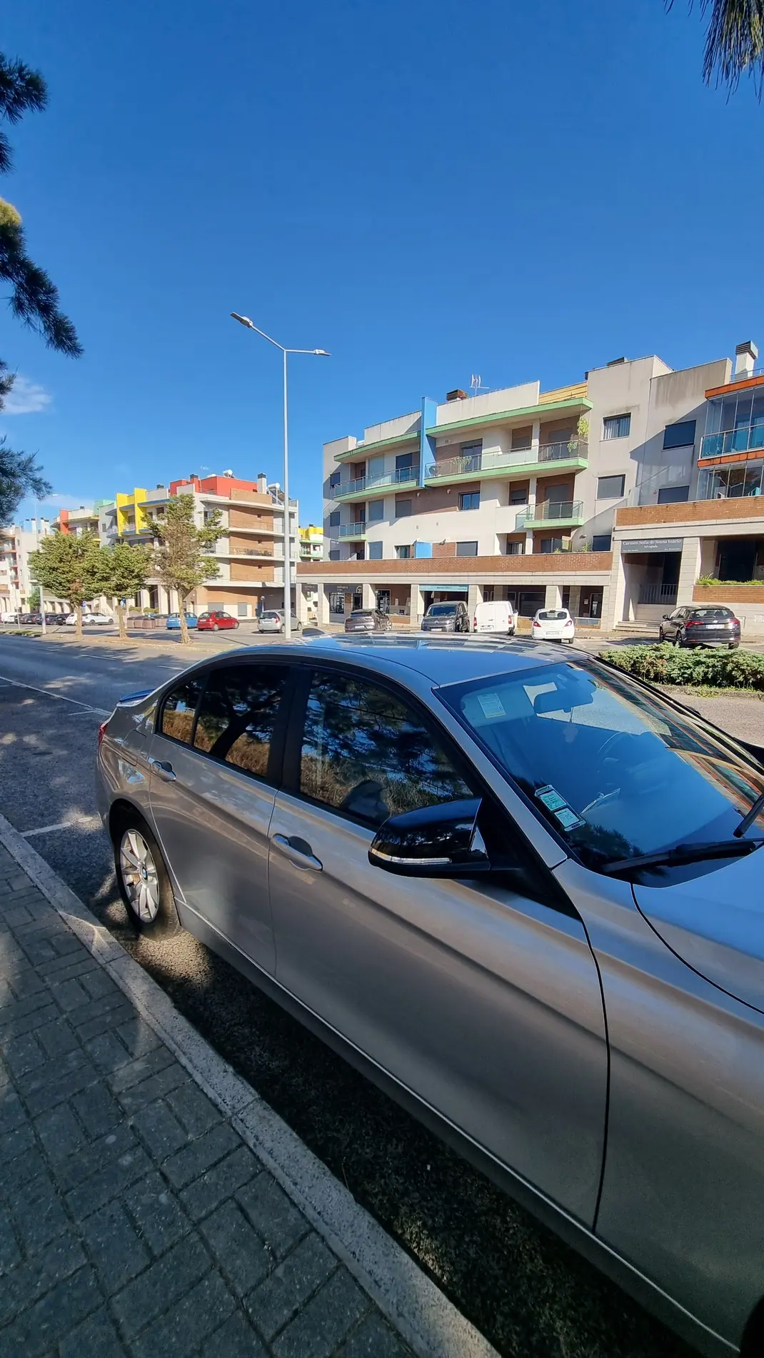 BMW 320 2012 - 12000 EUR, 241000 km - 241000km - foto 7 de 13