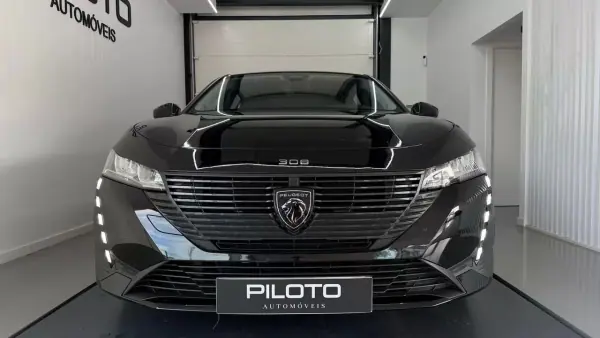 Peugeot 308 2021 - 17490 EUR, 103798 km - AUTO.MOTO.pt - 103798km - foto 2 de 28