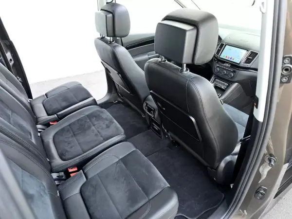 Volkswagen Sharan 2019 - 29700 EUR, 115600 km - AUTO.MOTO.pt - 115600km - foto 34 de 52