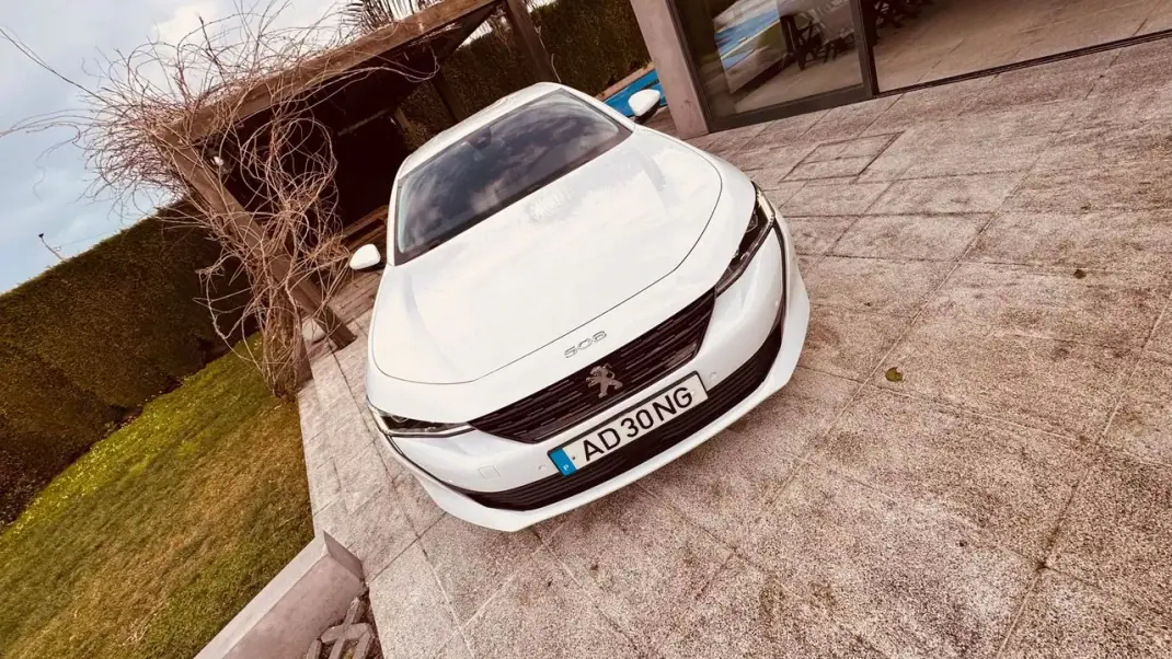 Peugeot 508 2020 - 21250 EUR, 112937 km - AUTO.MOTO.pt - 112937km - foto 21 de 23