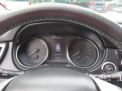 Nissan Qashqai 2016 - 13990 EUR, 190000 km - 190000km - foto 11 de 25