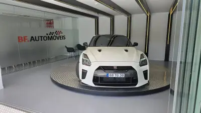 Nissan GT-R 2017 - 149900 EUR, 50238 km - AUTO.MOTO.pt - 50238km - foto 10 de 57