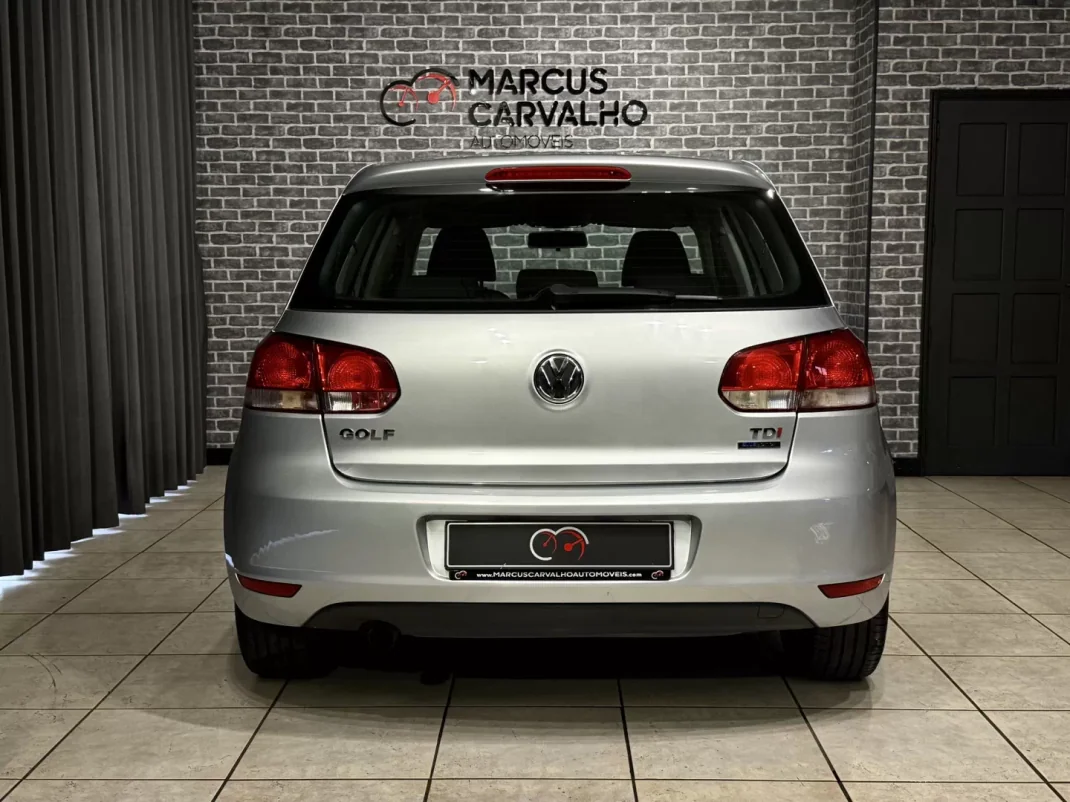 Volkswagen Golf 2010 - 8490 EUR, 249000 km - AUTO.MOTO.pt - 249000km - foto 5 de 13