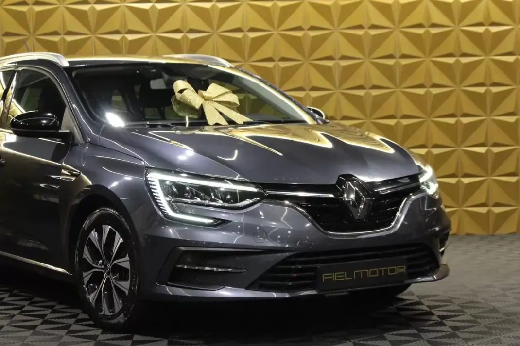 Renault Mégane Sport Tourer 2021 - 14900 EUR, 144000 km - 144000km - foto 28 de 32
