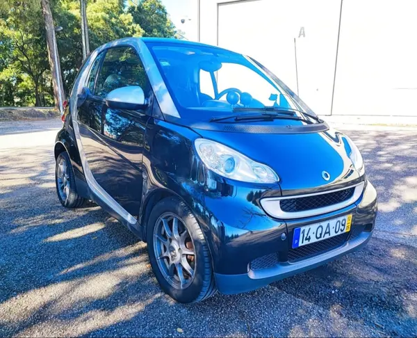 Smart ForTwo Coupé 2010 - 4750 EUR, 120000 km - AUTO.MOTO.pt - 120000km - foto 4 de 10