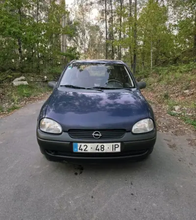 Opel Corsa 1997 - 1500 EUR, 263600 km - AUTO.MOTO.pt - 263600km - foto 3 de 18