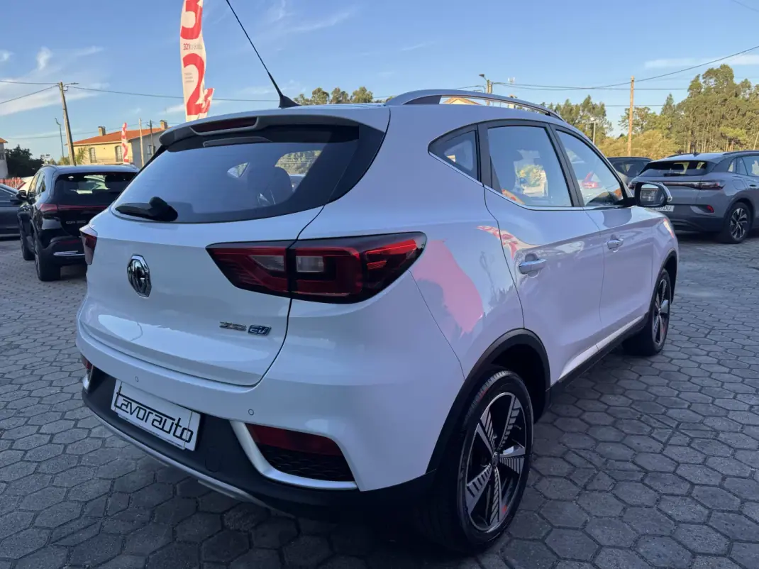 MG ZS 2021 - 18900 EUR, 91000 km - 91000km - foto 7 de 46