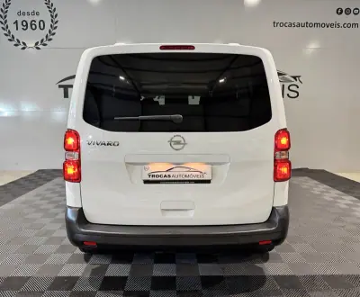 Opel Vivaro 2022 - 32900 EUR, 20415 km - AUTO.MOTO.pt - 20415km - foto 47 de 50