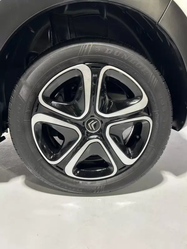 Citroën C3 2022 - 11000 EUR, 129000 km - AUTO.MOTO.pt - 129000km - foto 12 de 35