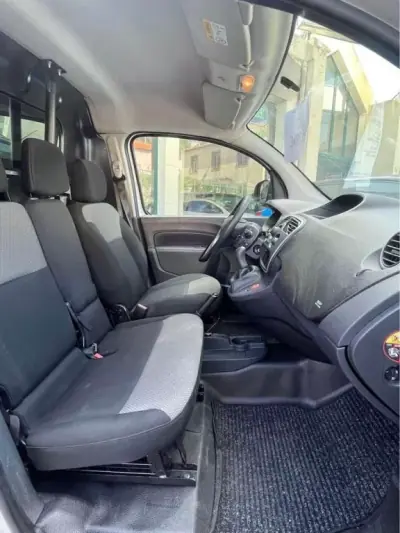 Renault Kangoo 1.5 Dci , 3 Lugares, Iva dedutivel 2019 - 14250 EUR, 93400 km - AUTO.MOTO.pt - 93400km - foto 5 de 8