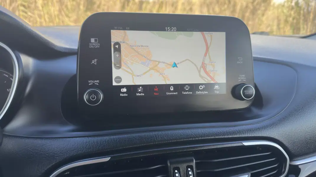 Fiat Tipo 2022 - 13490 EUR, 72000 km - AUTO.MOTO.pt - 72000km - foto 10 de 20