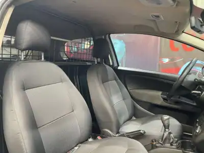 Fiat PUNTO 2008 - 2999 EUR, 233000 km - AUTO.MOTO.pt - 233000km - foto 23 de 36