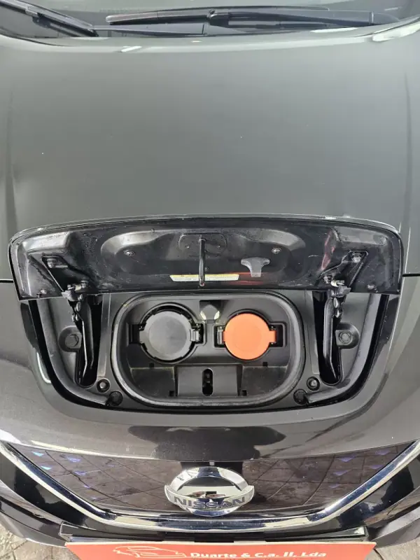 Nissan Leaf 2019 - 19500 EUR, 25097 km - AUTO.MOTO.pt - 25097km - foto 41 de 41