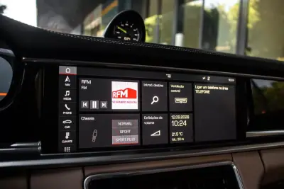Porsche Panamera 2020 - 79990 EUR, 128249 km - 128249km - foto 41 de 48