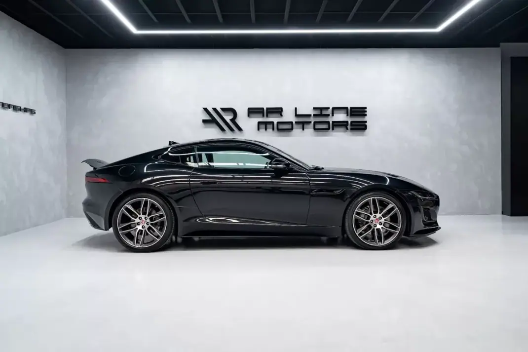 Jaguar F-Type 2021 - 57950 EUR, 36000 km - AUTO.MOTO.pt - 36000km - foto 8 de 46